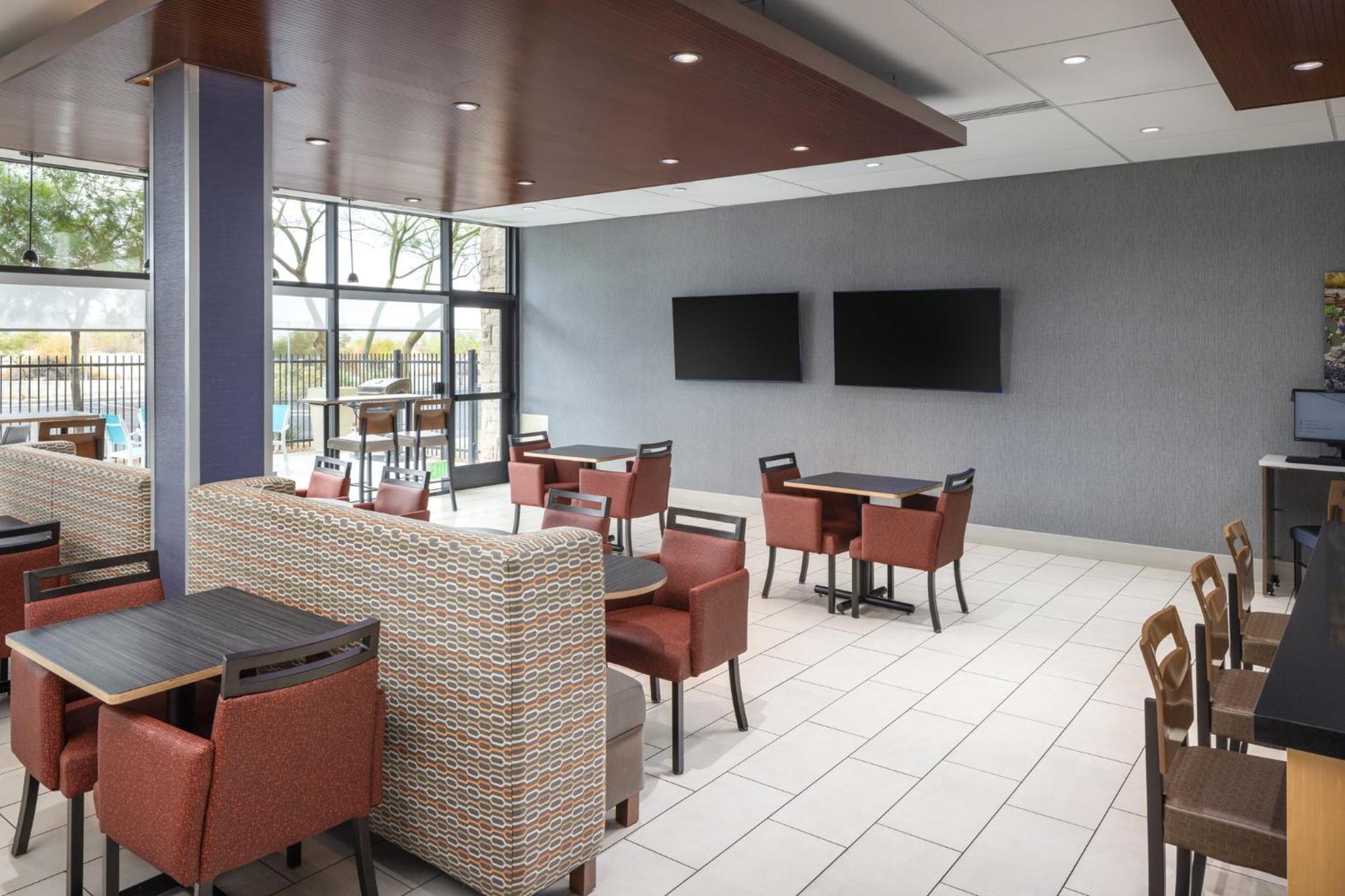 Holiday Inn Express & Suites Phoenix West - Buckeye By Ihg Extérieur photo